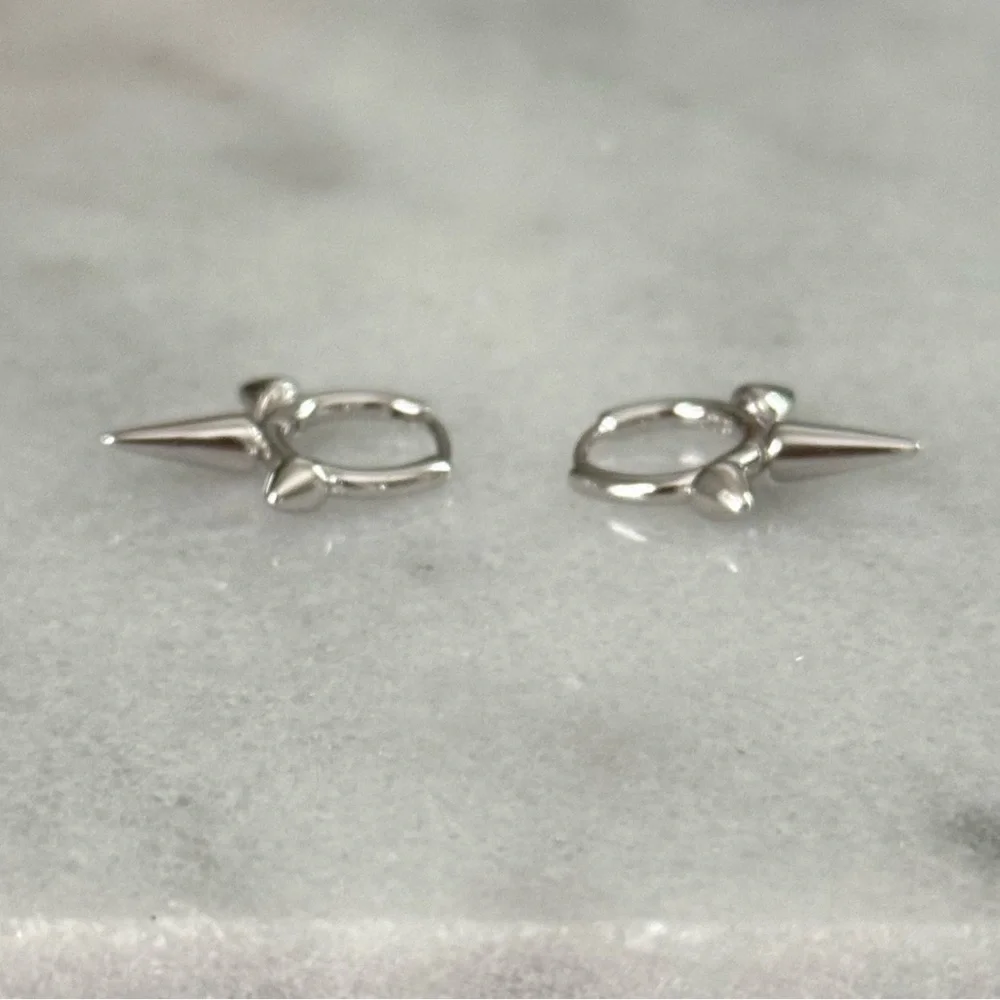 Sterling Silver Spike Hoop Earrings
Brand New - Picture 6 of 6